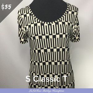Small Lularoe Classic T